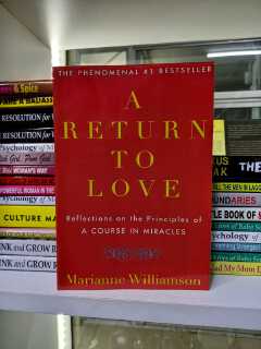 A Return to Love
Book by Marianne Williamson