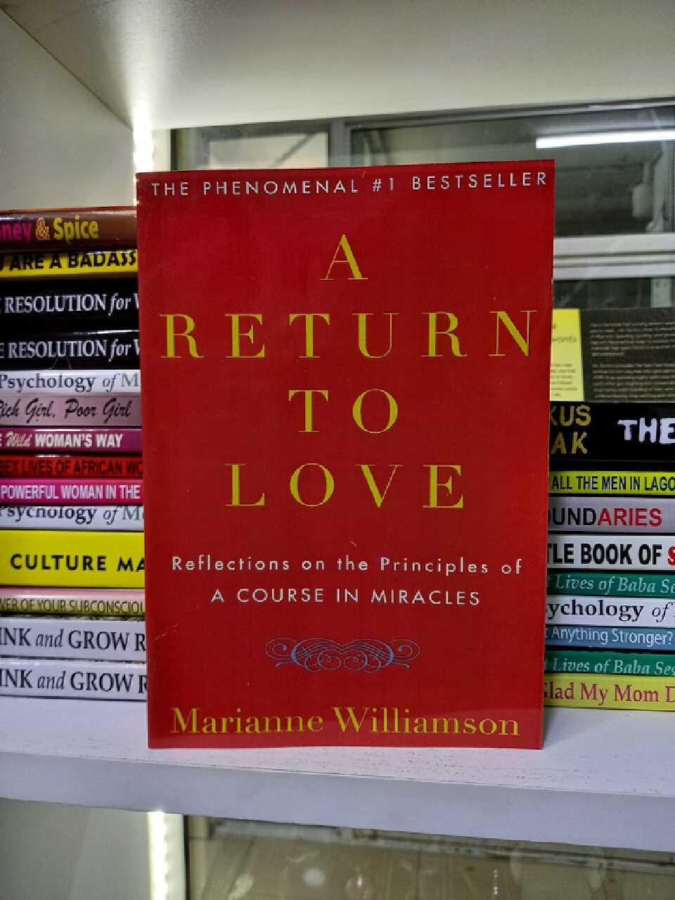A Return to Love
Book by Marianne Williamson