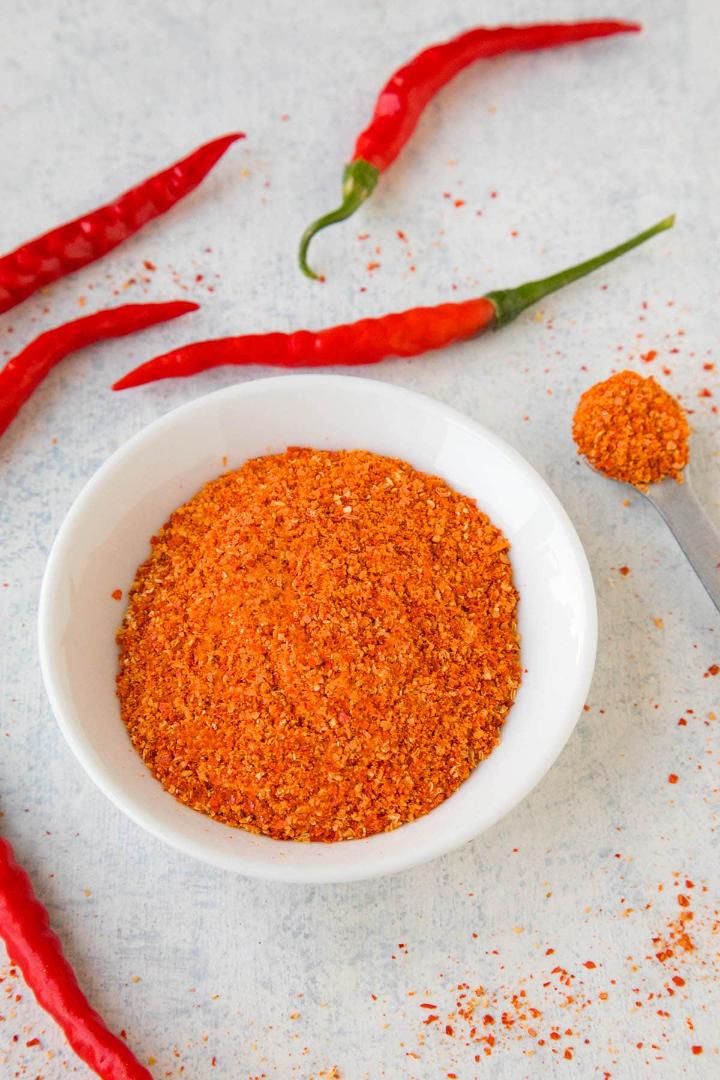 ORGANIC CAYENNE PEPPER (PROMOTES WEIGHT LOSS, TREATS ULCERS AND STOMACH ACID, PREVENTS BLOOD CLOT, TREATS Psoriassis