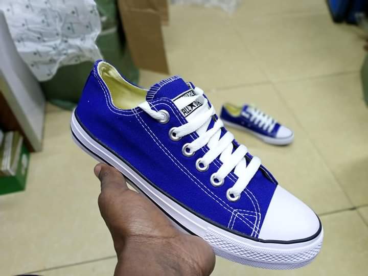 Original💫💫💫💫💫 Cute High Quality Ladies Canvas rubber Shoes🔥🔥🔥Doesnt Fade at all