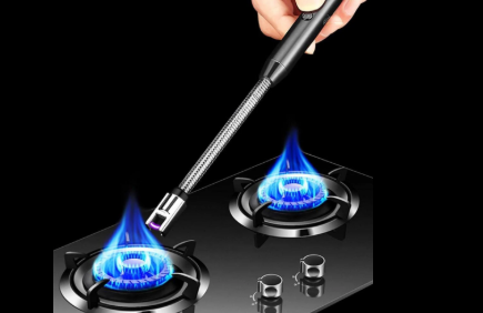 Electronic gas lighter
