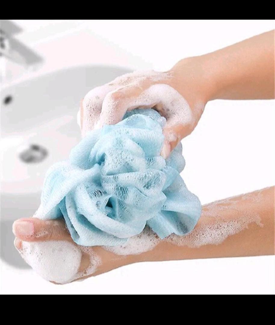 3-in-1 Luxury Exfoliating Shower Kit – Back Scrubber, Bath Glove & Soft Body Loofah ✨️