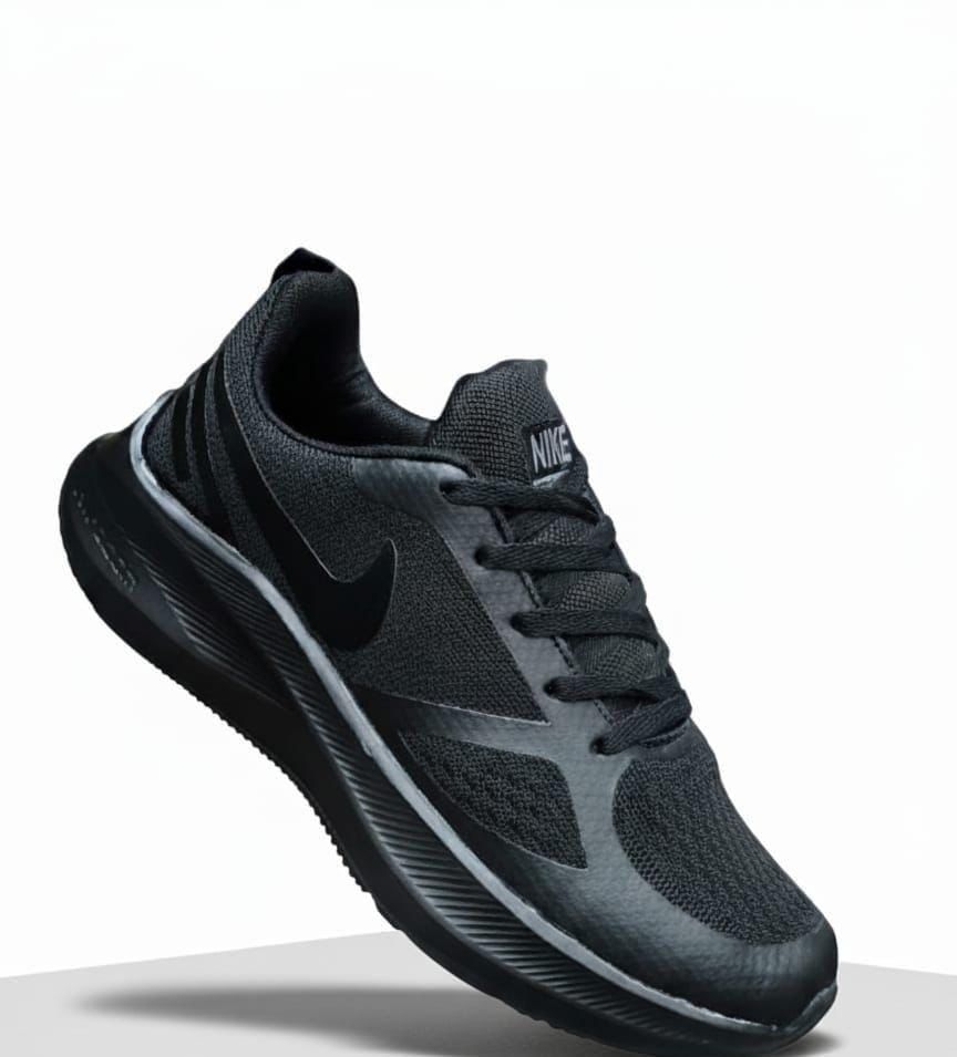High-Quality Nike-Style Zoom Running Sneakers – Lightweight Athletic Gym, Hiking & Outdoor Men’s Shoes with Breathable Upper, Durable Grip Outsole, Cushioned Comfort Design, Sizes 40–45