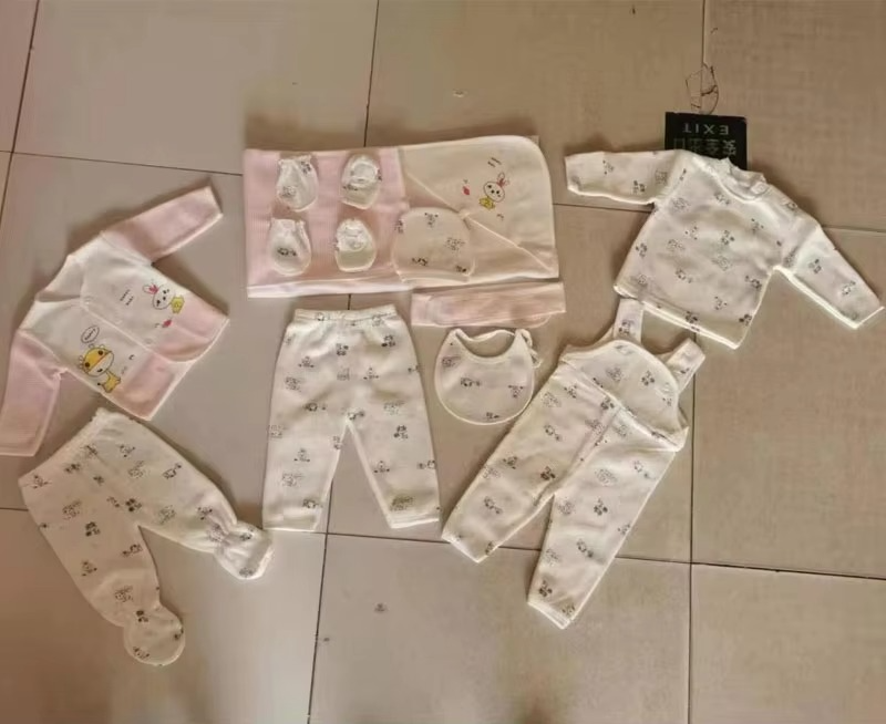 0-6M Newborn Layette Gift Set Bodysuits Pants for Baby Girl 11 Pieces Essentials and Accessories Newborn Baby Clothes