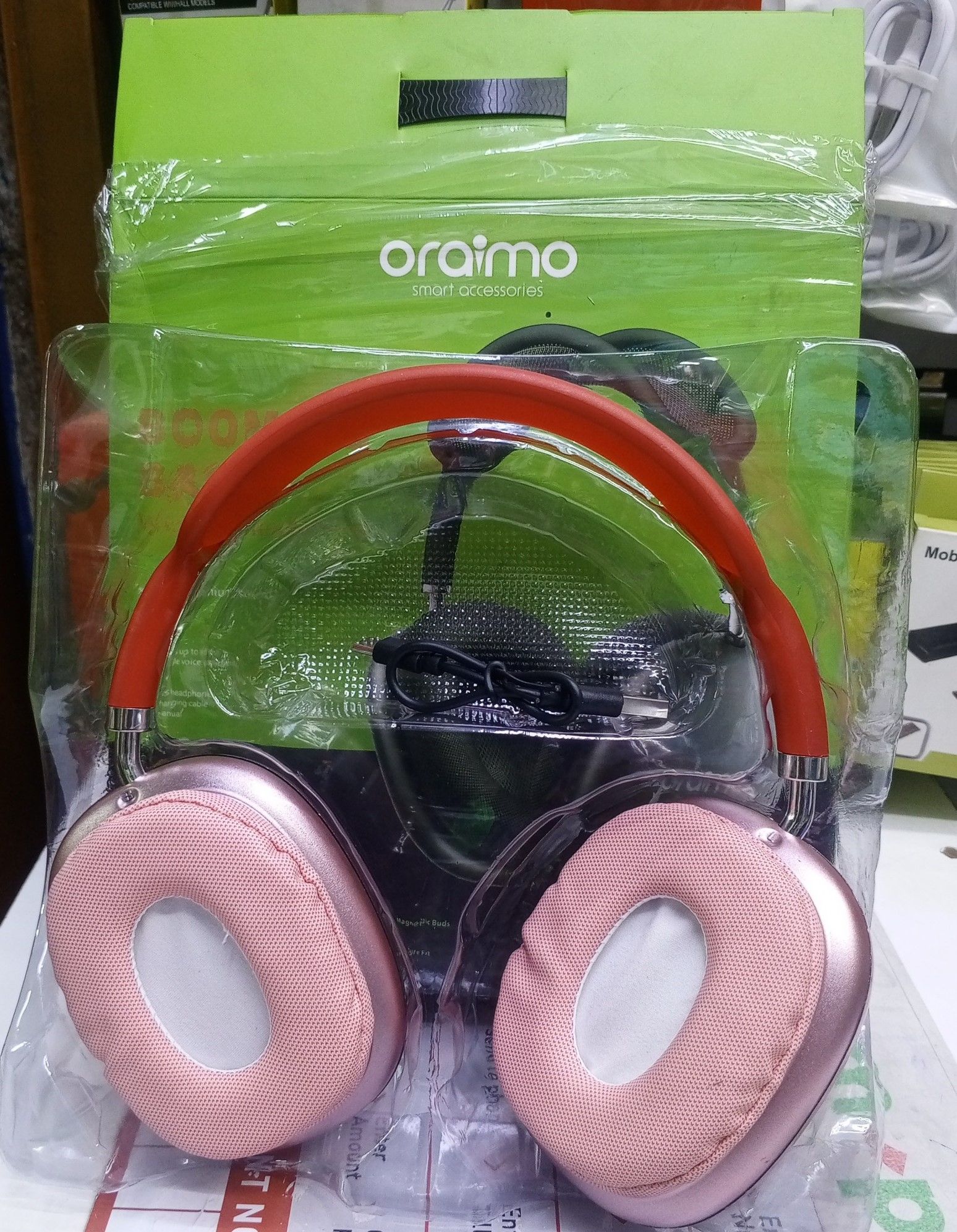 Pink Oraimo I12 Wireless Headphones with HD Sound & Deep Bass, Noice cancelling Technique, comfortable earmuffs