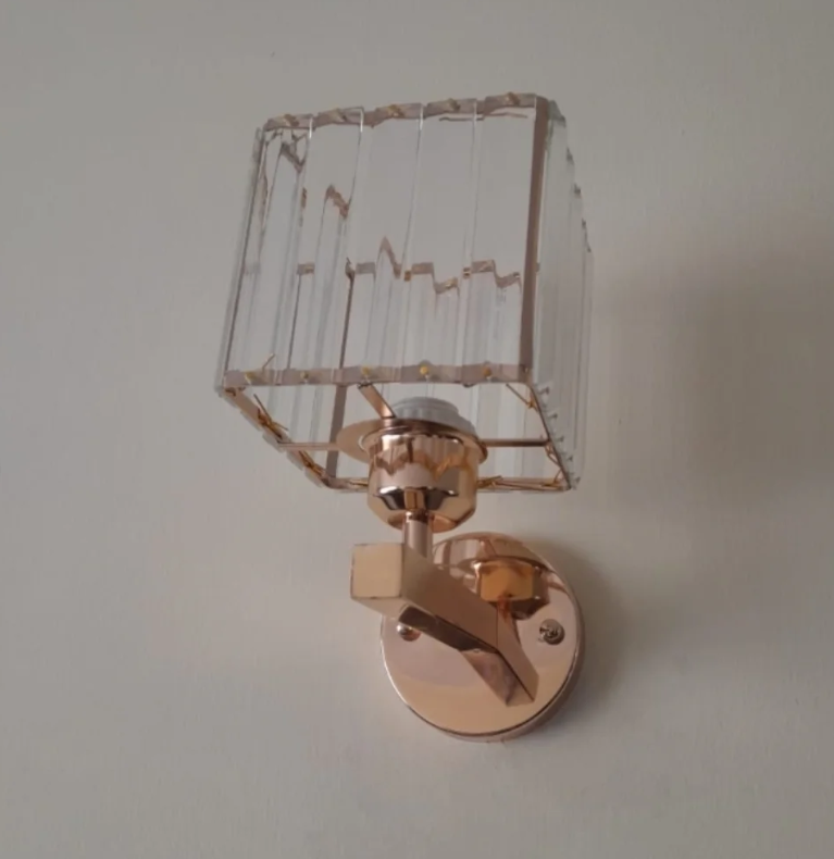 Dive Glass wall bracket