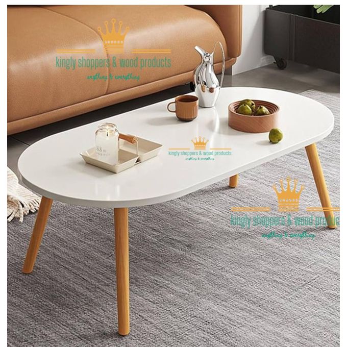 Elegant Round Coffee Table for Living Room