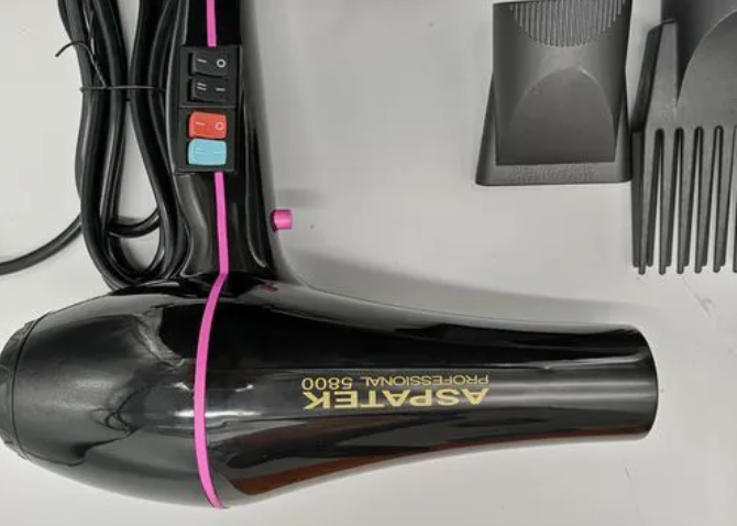 Aspatek Blow dry, Professional Blow Dry Machine Hair Dryer 2200W. This lightweight yet powerful 2200W dryer eliminates the hassle of heavy handling, making blow drying easy