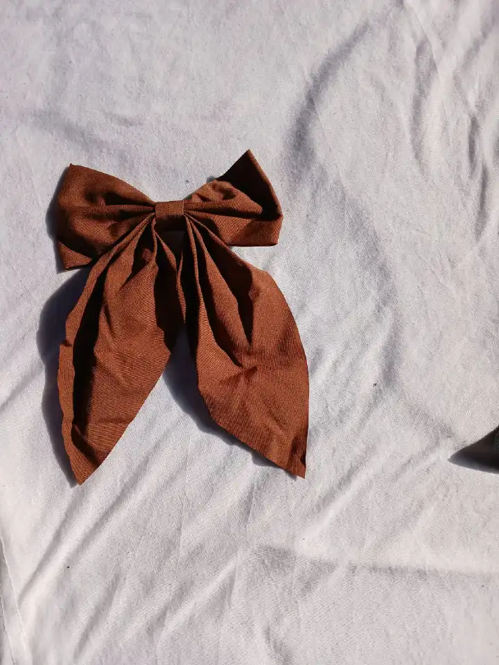 🤎 Cute Brown Mini Bow Hair Clip 🎀 Elegant Satin Accessory for Girls & Women | Chic Everyday Style & Special Occasions ✨