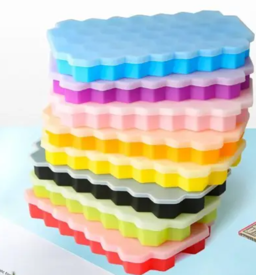 Limited offer! Honeycomb Ice Cube Maker Tray – Flexible Silicone Hexagon Ice Mold for Drinks, Cocktails, Juice & Freezer Use (Reusable Ice Cube Maker)