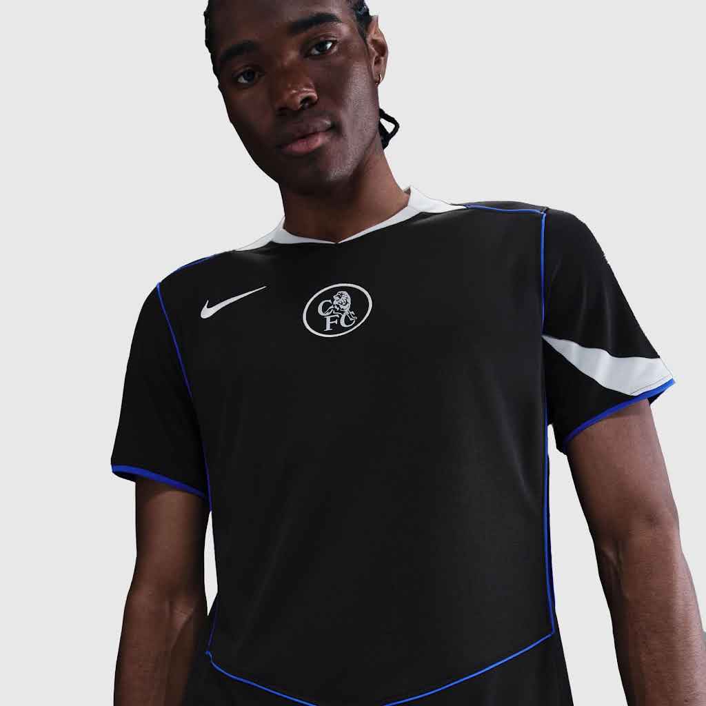 Offer offer !!! Chelsea FC 2025/26 Home Football Jersey – Premium Breathable Fan Edition Soccer Shirt for Men & Youth