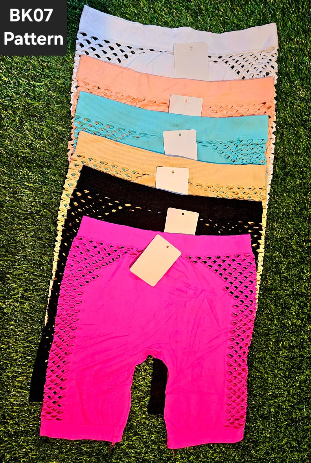 3pcs Women’s Seamless High-Waist Biker Shorts with Pattern Holes – Stretchy Breathable Fitness & Casual Wear Cycling Shorts