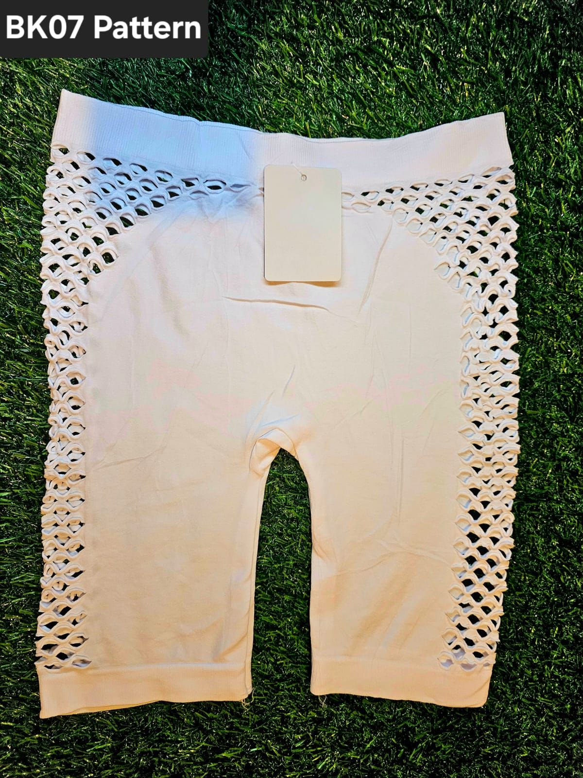 3pcs Women’s Seamless High-Waist Biker Shorts with Pattern Holes – Stretchy Breathable Fitness & Casual Wear Cycling Shorts