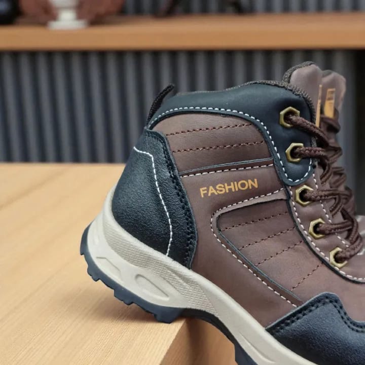 Adventure-Ready Kids Boots, Style Meeting Durability. The Perfect pair, all season comfort kids boots. happy feet, happy kids. Rugged Charm, Lace-Up Look, Premium Comfort And Design, Smart And Sporty
