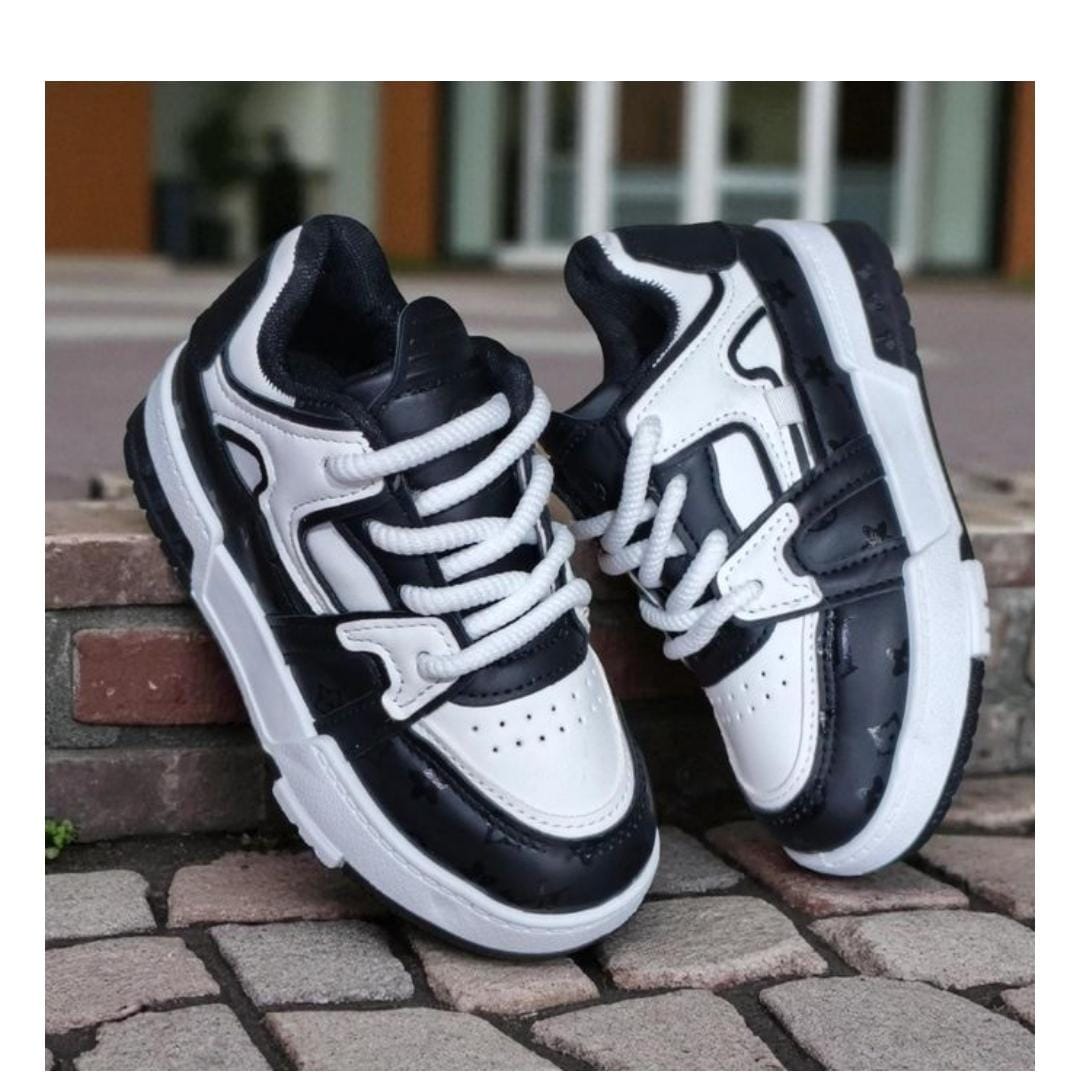 Kids fashion sneakers
