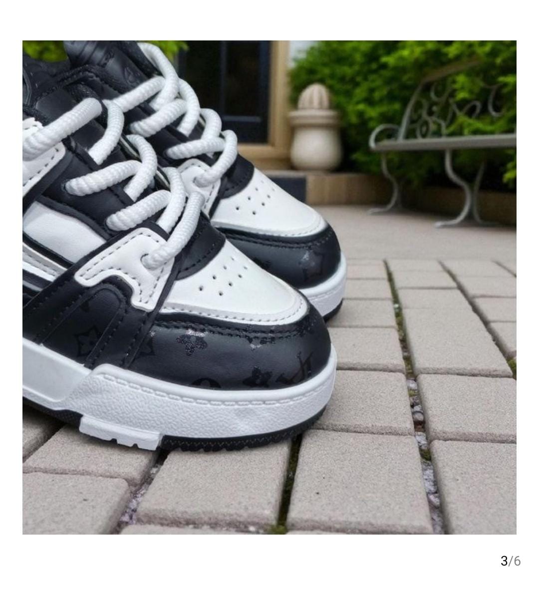 Kids fashion sneakers