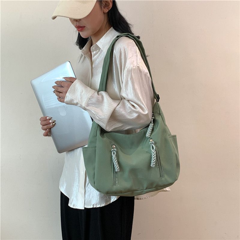 Fashionable large capacity versatile simple handbag travel bag student internet celebrity new wholesale women's shoulder crossbody bag