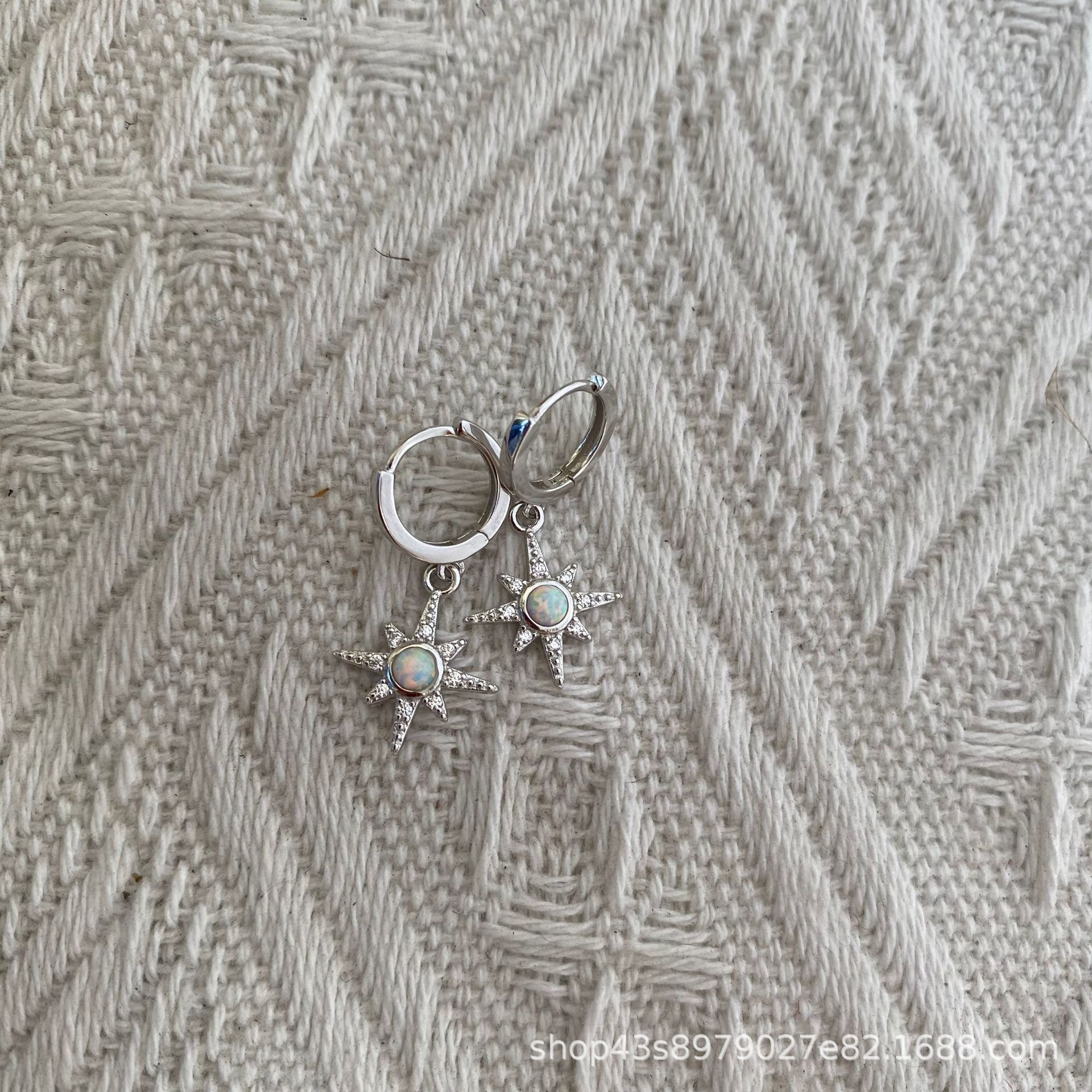 S925 pure silver octagonal star Australian treasure earrings for women, European and American fashion, new trendy internet celebrity earrings, wholesale of ear accessories golden 925 silver