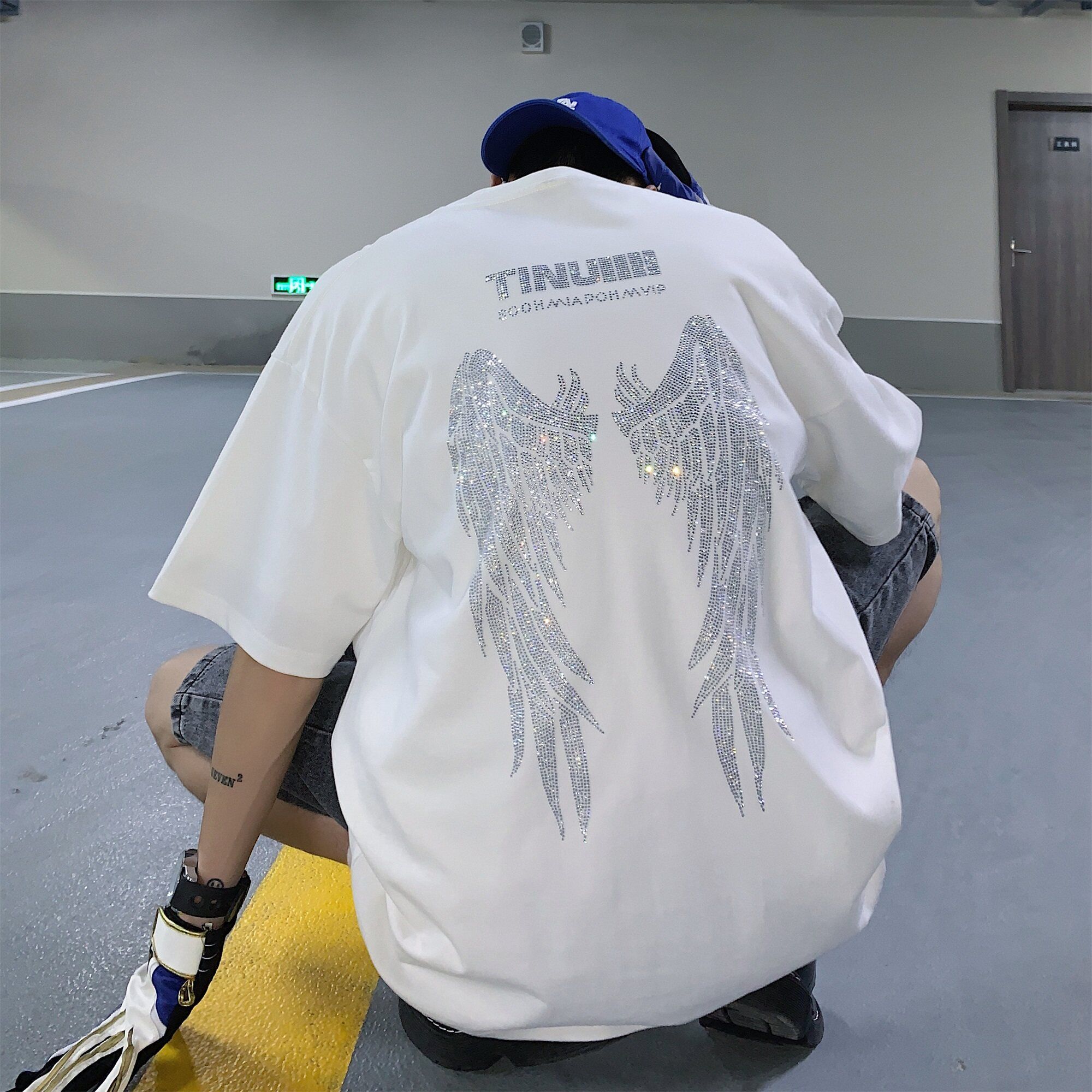 Trendy rhinestone t-shirt for men, high street brand, heavyweight short sleeved design, niche wings, pure cotton t-shirt, summer half sleeved