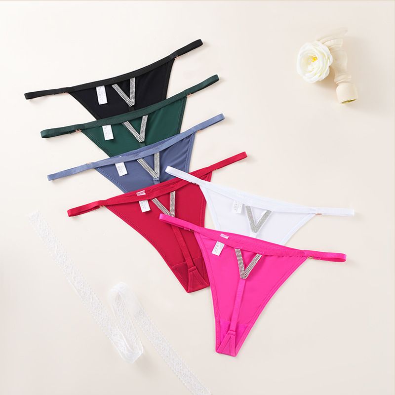 Cross-border French low-waist women's ice silk seamless panties, comfortable and breathable one-piece triangle hip-lifting thin waist-slimming
