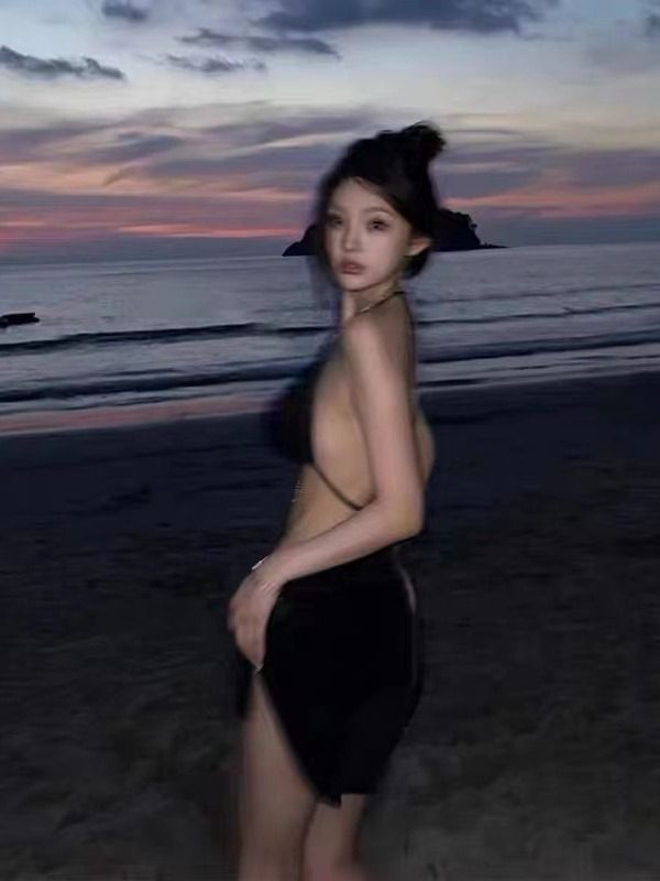 Black chain swimsuit, women's bikini three piece set, split back swimsuit, hot spring beach vacation, neck hanging, sexy