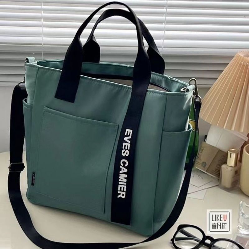 New design waterproof and stylish tote canvas hand-held crossbody bag, simple and versatile, single shoulder hand-held bento lunch box bag Style_1 AS PICTURE