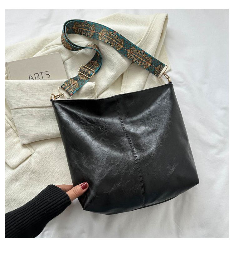 Large capacity bag for women in spring and summer 2025, retro broadband single shoulder crossbody bag, high-end texture commuting bucket bag Style_1 AS PICTURE