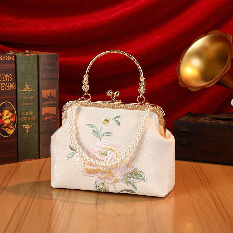 New banquet bag with flower embroidery qipao bag, cross-border hot selling luxury chain small bag, foreign trade evening dress bag, women's bag Style_1 AS PICTURE