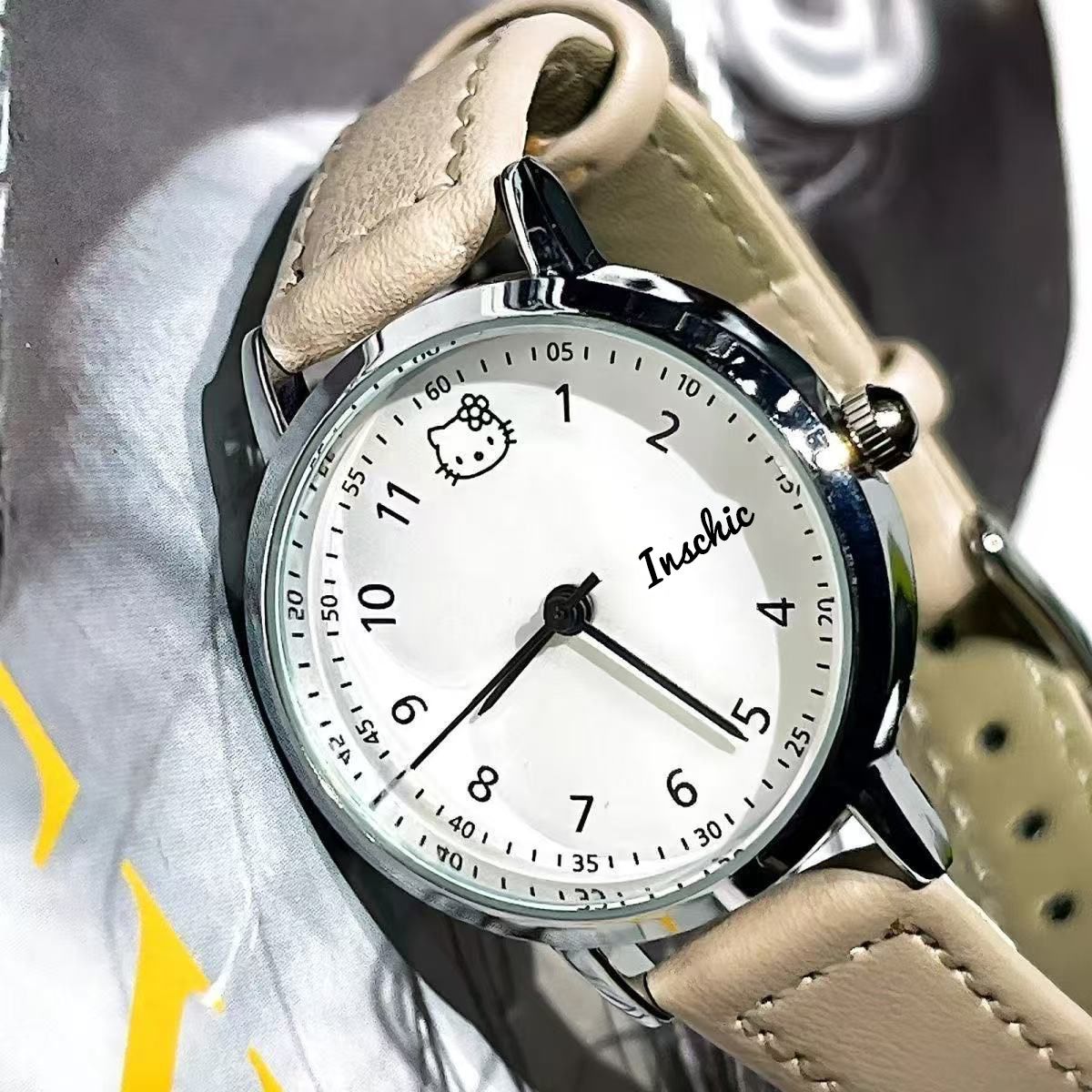 E-commerce new women's watch KT cat belt watch wholesale live broadcast popular women's watch student exam watch white As Pic