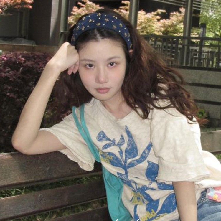 New style hair accessories for women - Cowboy blue star wide hairbands, hair hoops and hairpins, delicately designed for washing face, with a sense of fashion and a trendy and stylish look. Pink Pictu