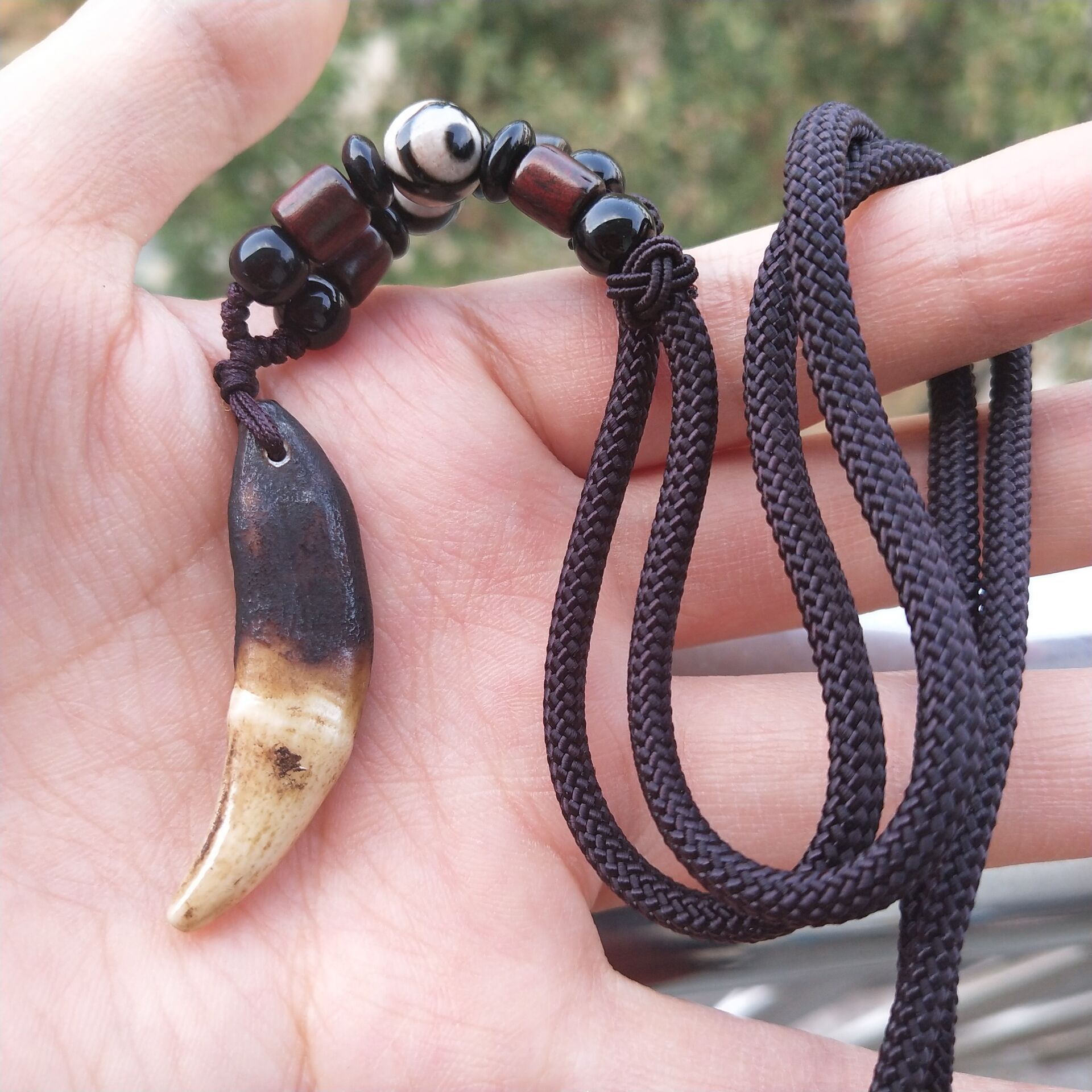 Imitation Wolf Teeth Pendant Bracelet Genuine Tibetan Mastiff Teeth Female Male True Teeth Black Dog Teeth Necklace Retro Pendant Style_1 AS PICTURE