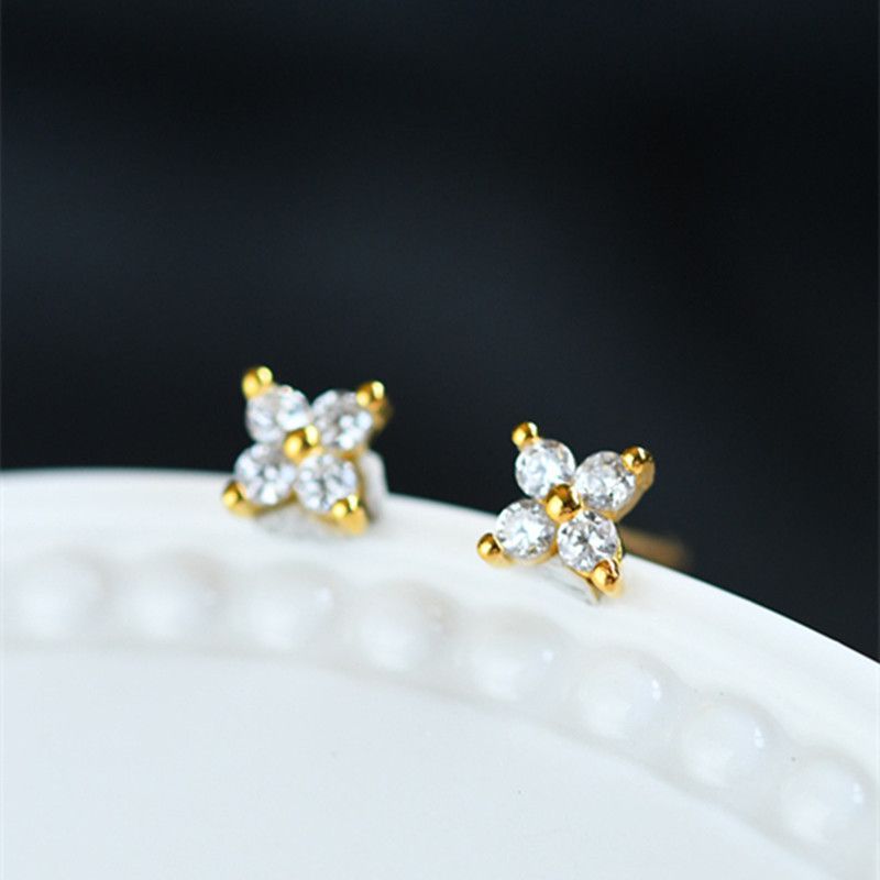 Hypoallergenic 925 Sterling Silver Stud Earrings | S925 sterling silver earrings | Flower set diamond versatile | Four leaf zircon earrings