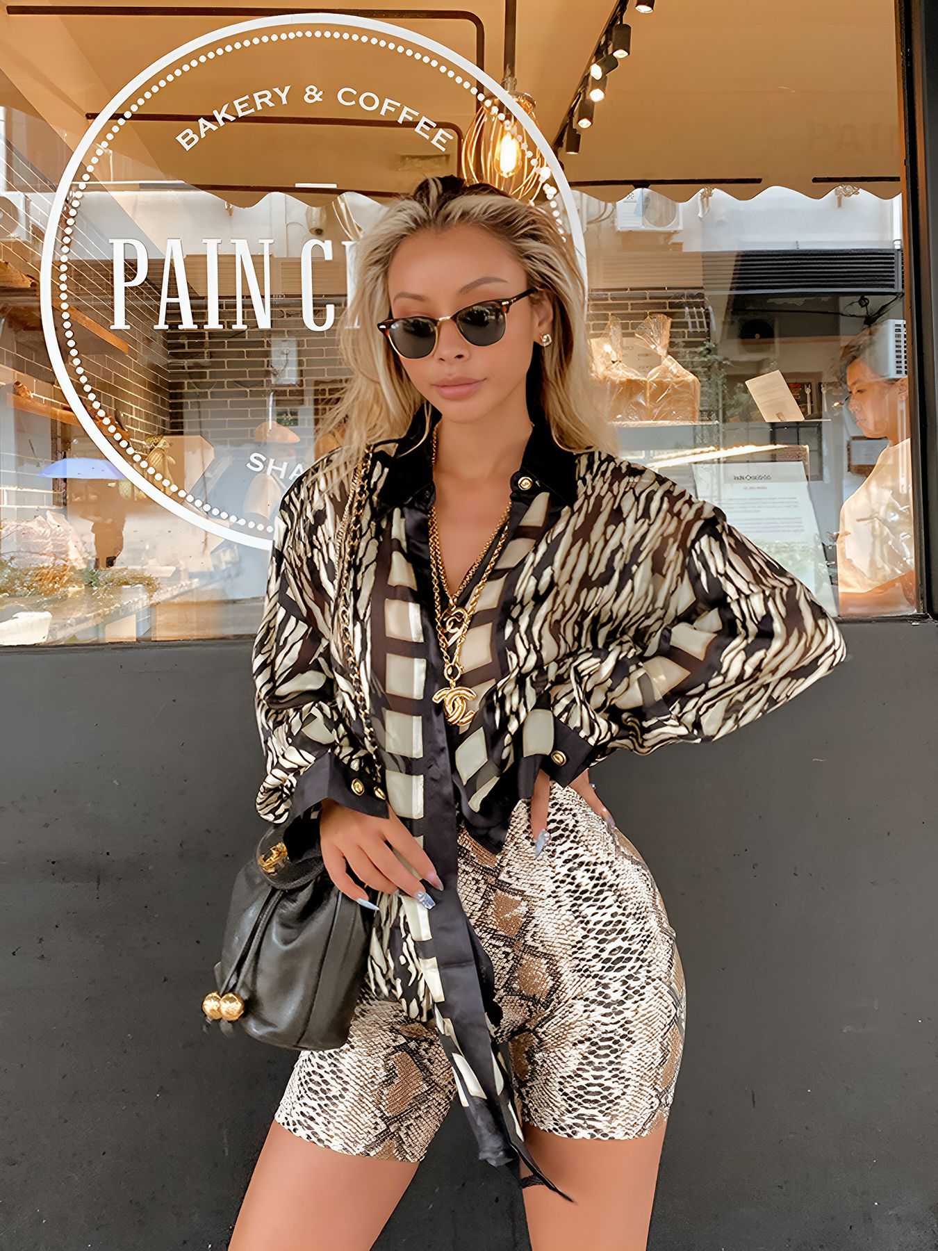 Women's snake print high-rise hip-hugging stretch leggings yoga gym shorts Brown S