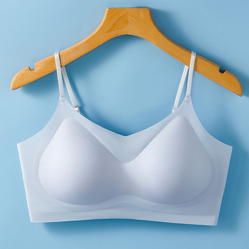 Hot selling ice silk backless underwear for women, gathering and fixing cup, big chest display, small without steel ring, breathable vest style bra black M [80-95 pounds]