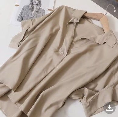 Retro Hong Kong style short sleeved shirt for women in summer 2025, stylish and versatile white shirt, loose batwing sleeve collar top black S Real Code Number