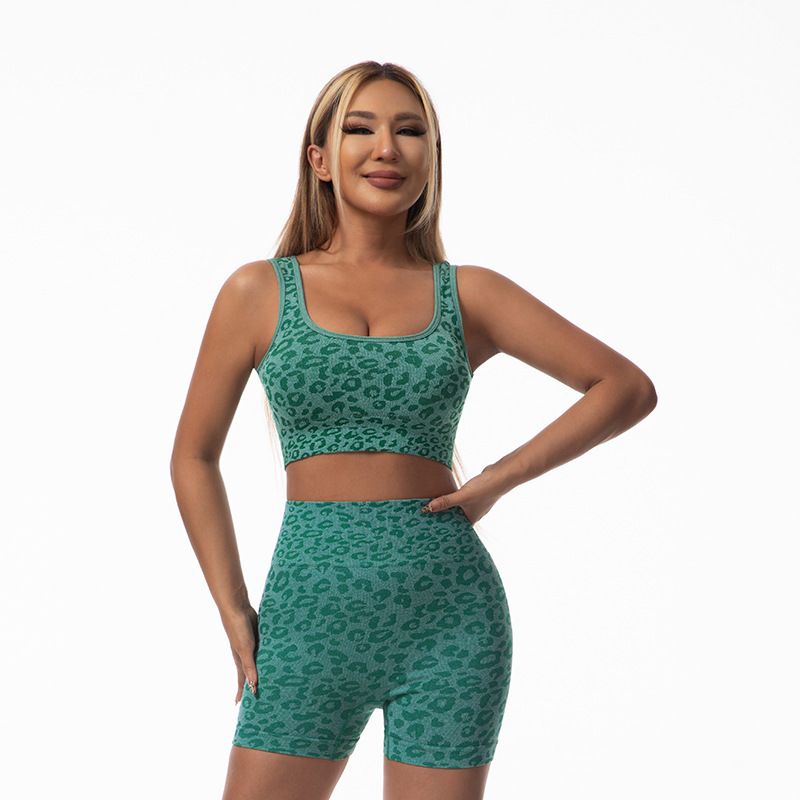 Cross border European and American hot selling high waist and belly tightening leopard print yoga set for wearing, running, peach lifting, tight fitting fitness set red S