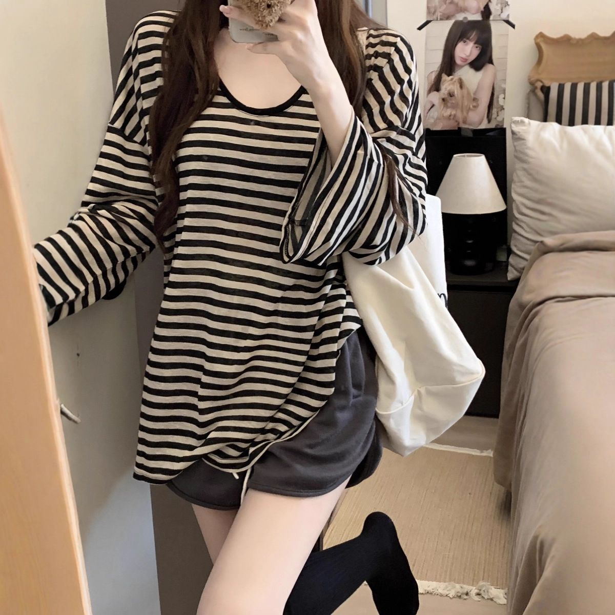 Lazy style striped U-neck sun protection long sleeved T-shirt for women in summer, thin and oversized, loose and slimming top Style_1 L [120-140 pounds]