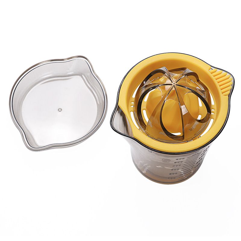 Portable manual lemon squeezer, fruit press, simple orange juice squeezing cup, packed in colorful box