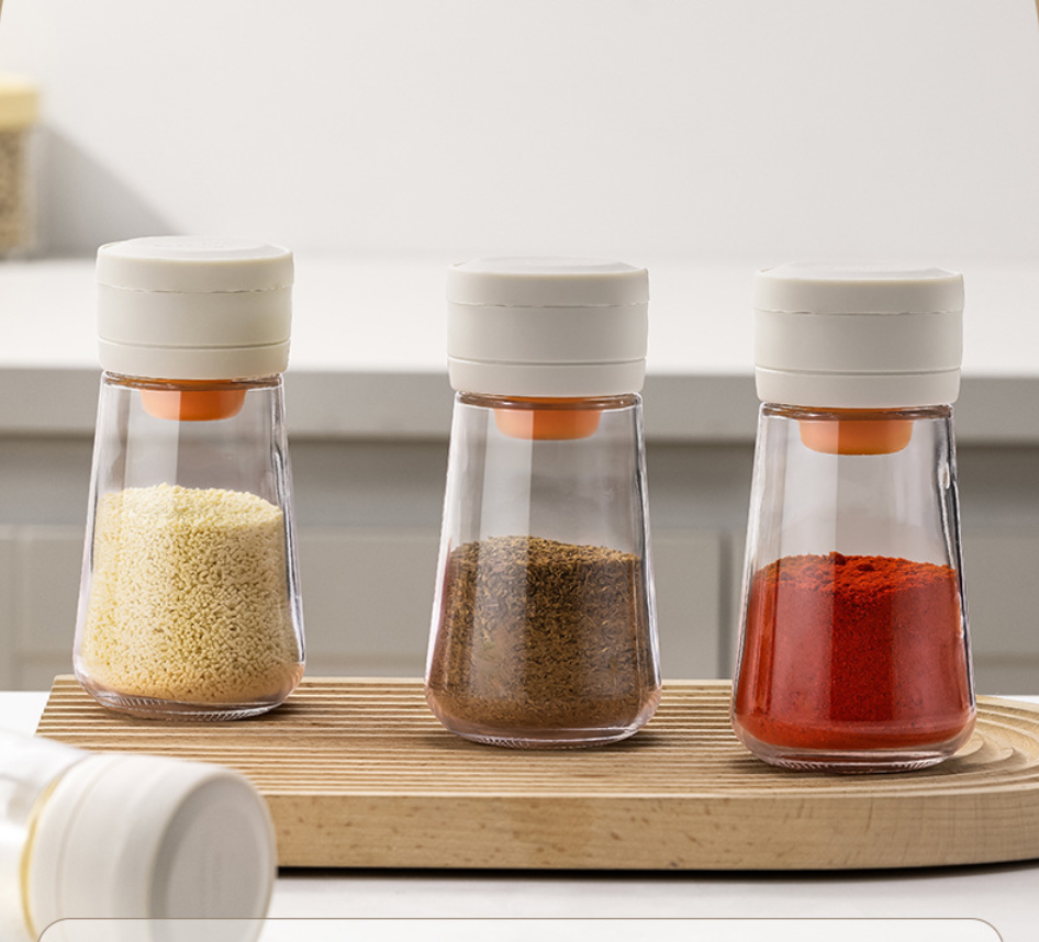 Quantitative salt shaker, kitchen salt sprinkler, glass spice jar, sealed moisture-proof spice box, household salt control spice bottle