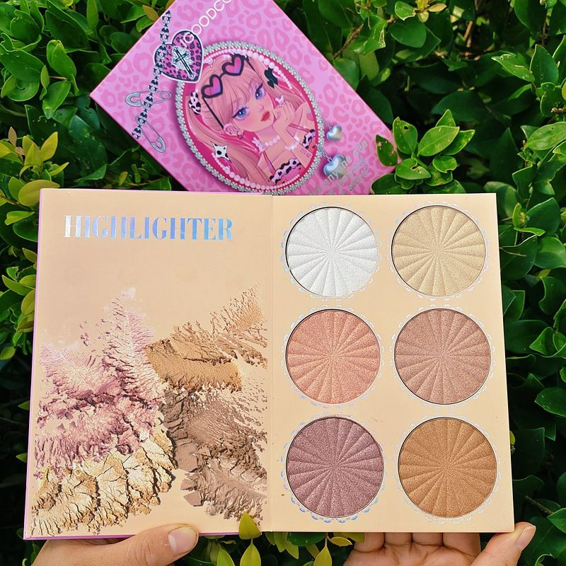 43 Shades Makeup Book - Eyeshadow, Blush, Contour & Highlighter 4-in-1 Palette