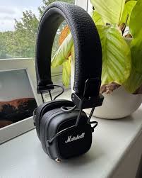 Brand New Marshall Major IV Wireless Headphones with Pure bass Sound Hands free calls Foldable design light weight earphones Head Set
