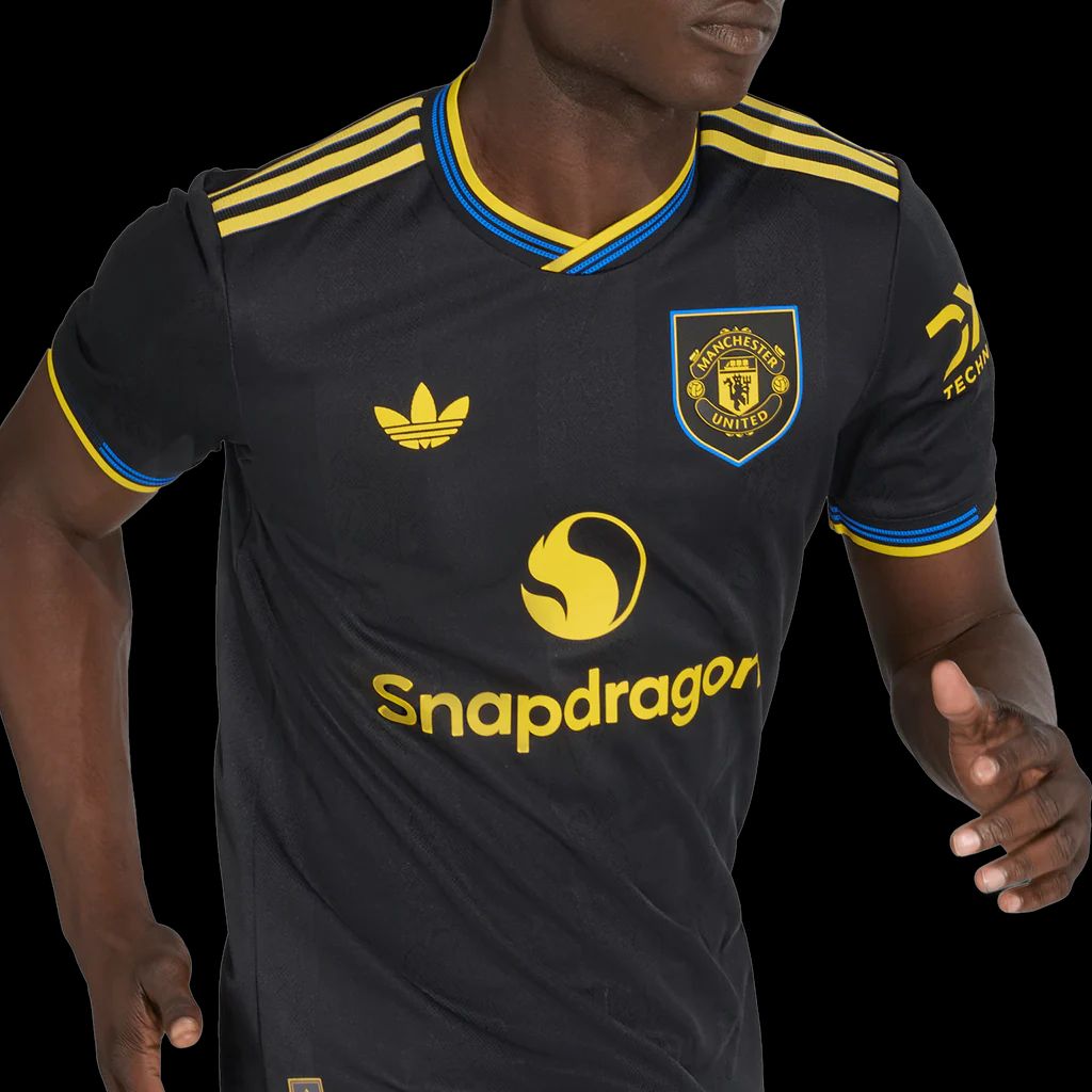 Manchester United 25/26 Third Black Jersey – Official Fan Edition | Red Devils Power | Play Bold, Wear Glory 🔥⚽