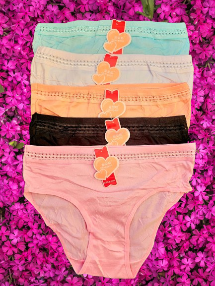 💥 Customer Favorite!!!  6PCS Women’s Cotton Panty with Breathable Hole-Pattern Waist – Soft Comfortable Everyday Brief. Lightweight, stretchy, and perfect for daily comfort.