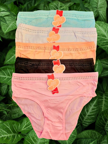 💥 Customer Favorite!!!  6PCS Women’s Cotton Panty with Breathable Hole-Pattern Waist – Soft Comfortable Everyday Brief. Lightweight, stretchy, and perfect for daily comfort.