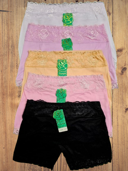 🔥 3PACK Ladies Irresistible Seamless Silk Lace Biker Shorts – Soft Stretch Elegant Comfort Wear. Soft, breathable, high-stretch fabric for gym, yoga, or casual daily wear.