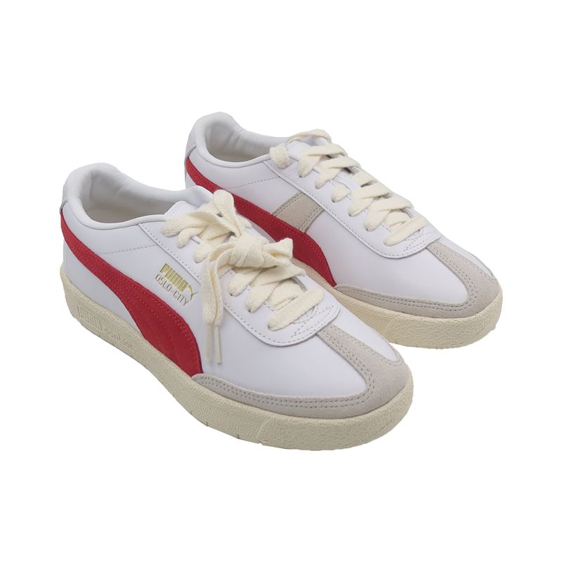 PUMA Clyde Low-top Unisex 5 Sports
Light weight, upper  premium leather, leather tongue, laced up with rubber sole for traction, With a breathable mesh lining and sock liner for comfort Sport Shoes