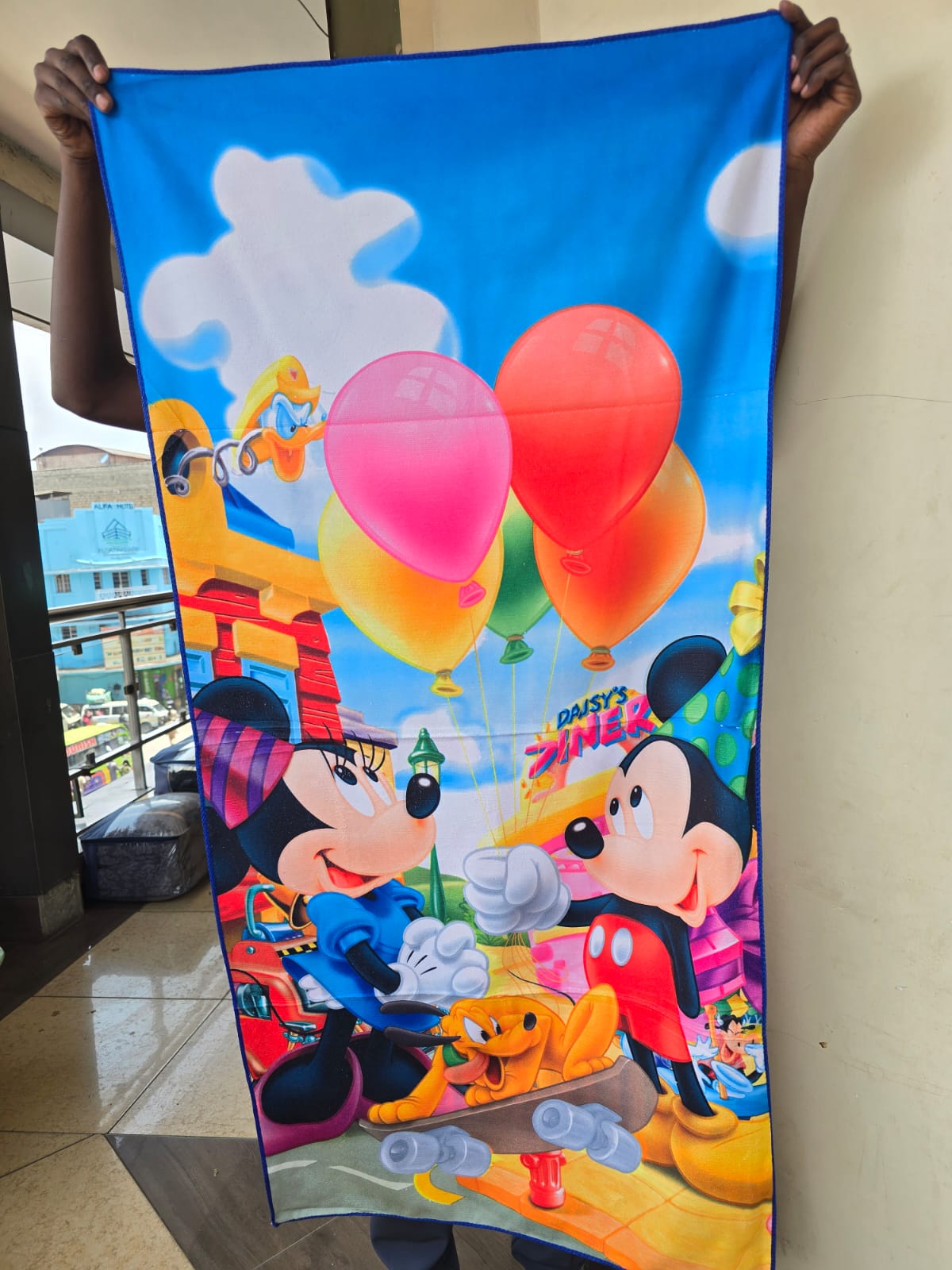 Cartoon Themed Kids Towels 
Make bath time extra fun with these soft, colorful cartoon-themed towels! Perfect for kids who love their favorite characters, these towels are ultra-absorbent, gentle