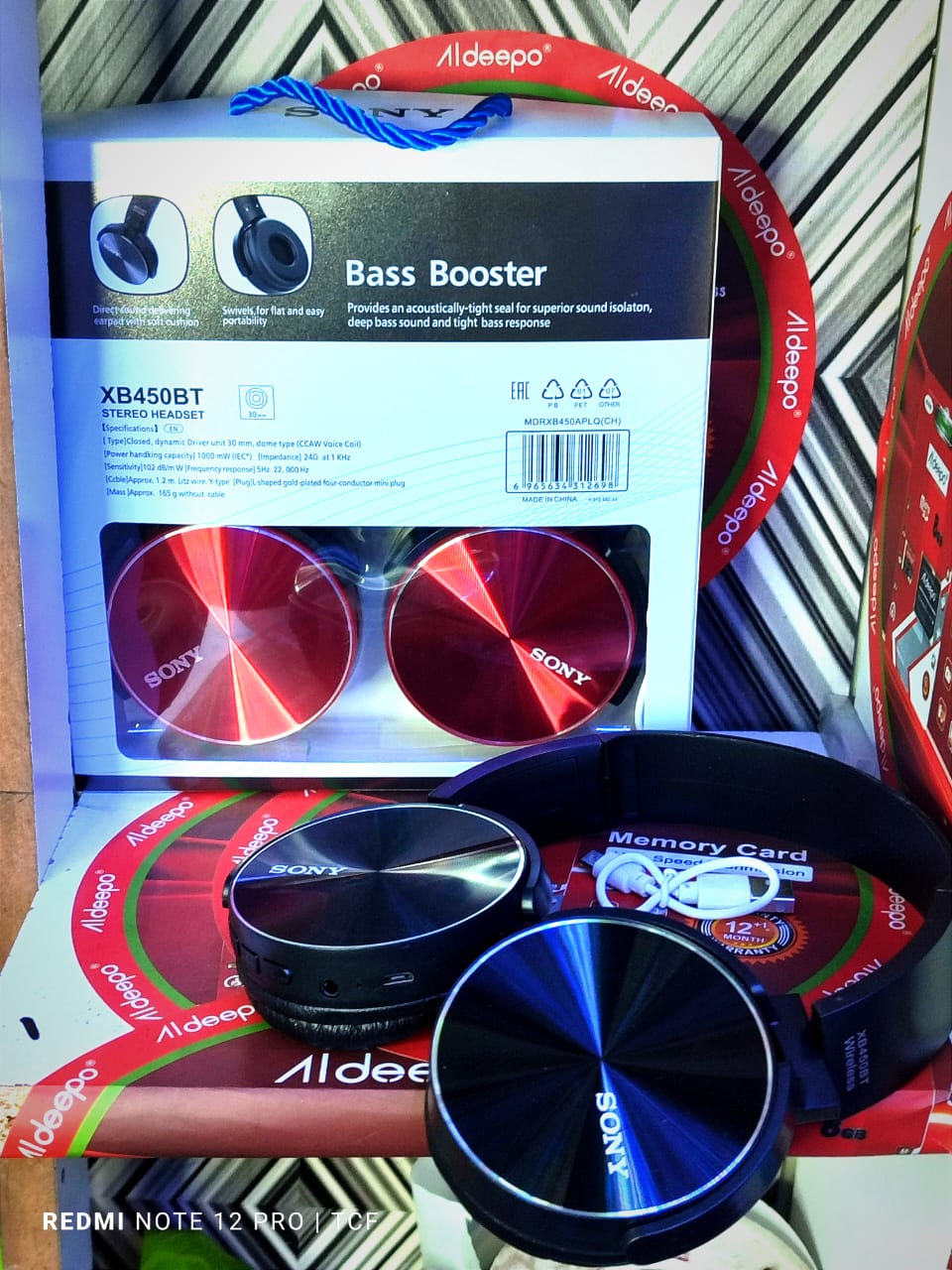 SONY WIRELESS HEADPHONES XB450BT

Rechargeable polymer lithium-on battery 
4hours operating time
Supports software agreements
Multipoint Connection+voice prompt