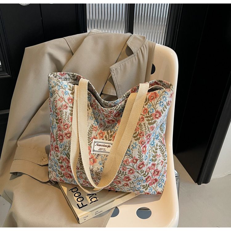 New large-capacity canvas bag, trendy, fashionable and versatile, single-shoulder hand-carry bag for students and girls in class