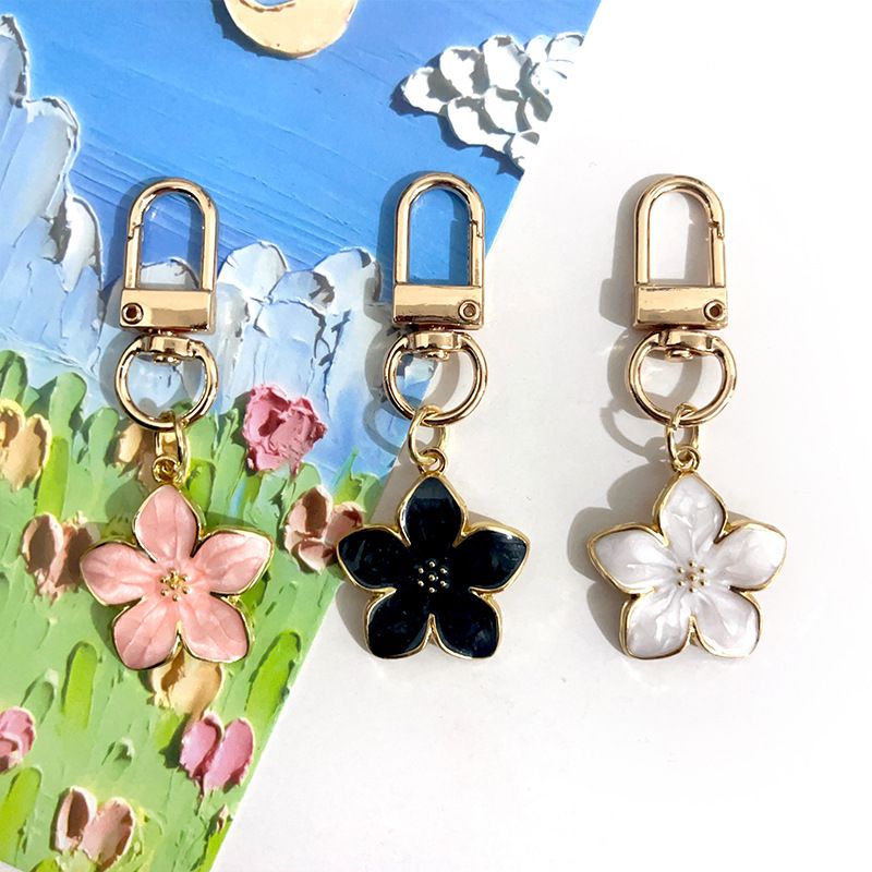 Flower Charm Keychain Holiday Style Cute Colorful Floral Design Key Ring Holder Car Bag Pendant Ornaments For Women Souvenir Birthday Gift Floral Design Bag Charm Fashion Bag Accessories Shoulder Bag